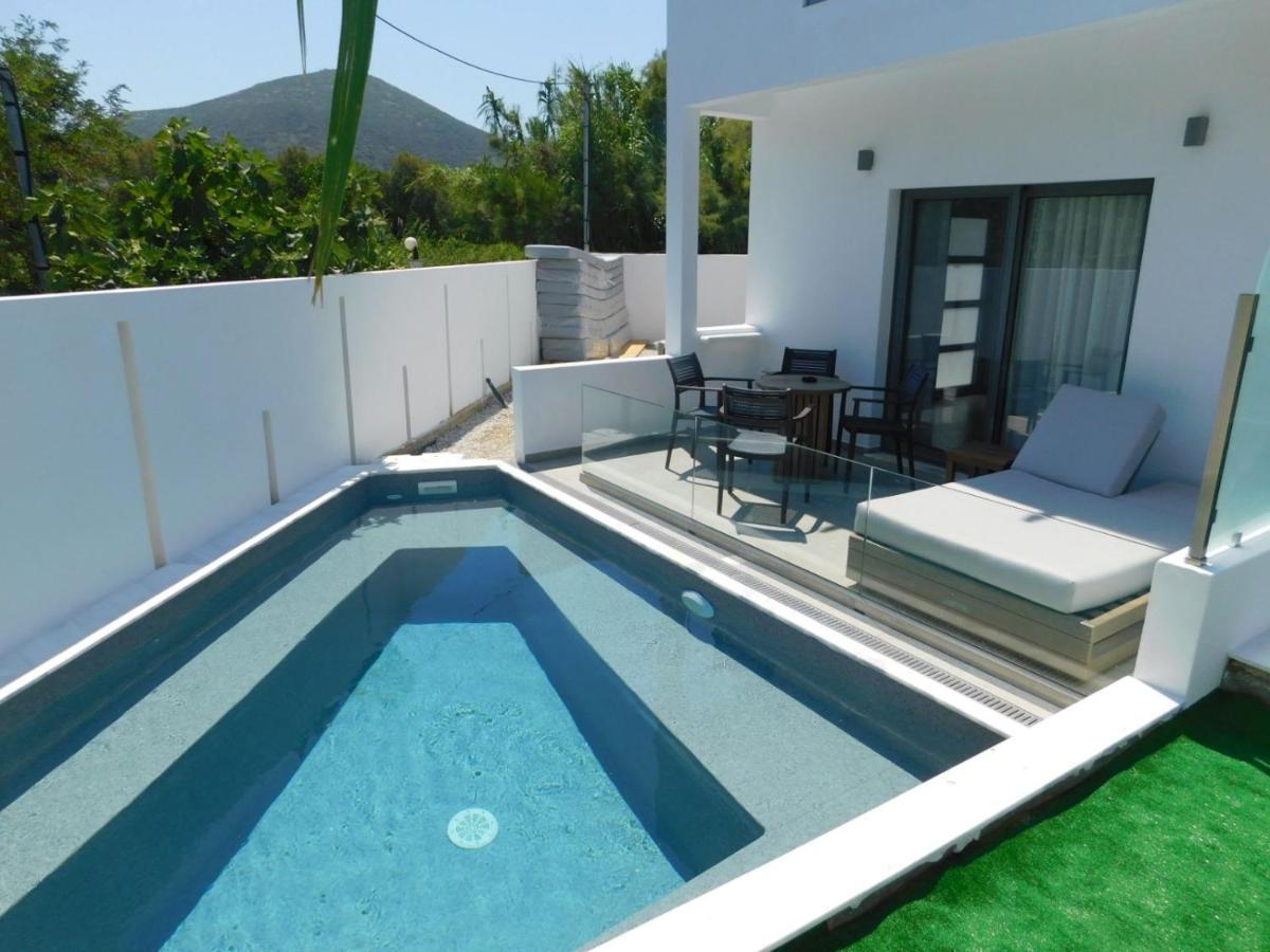 Skyros Blue Suites Εξωτερικό φωτογραφία