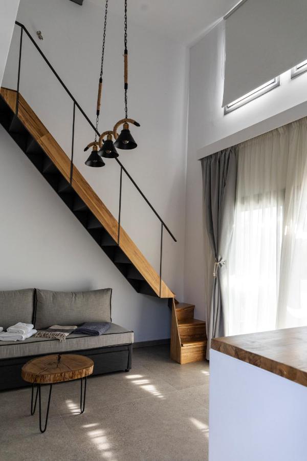 Skyros Blue Suites Εξωτερικό φωτογραφία