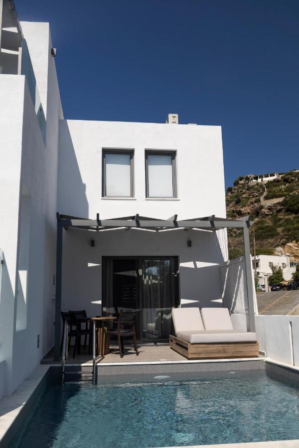 Skyros Blue Suites Εξωτερικό φωτογραφία