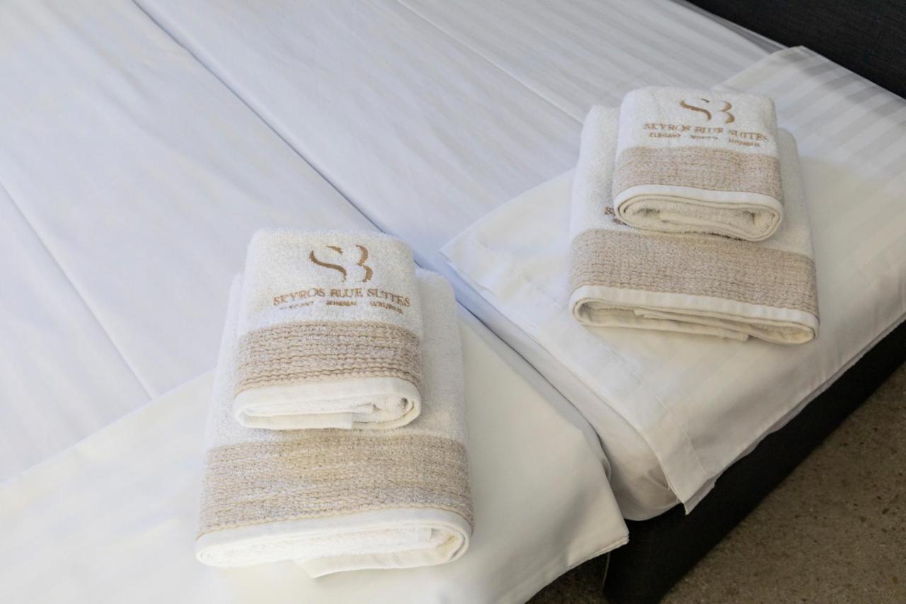 Skyros Blue Suites Εξωτερικό φωτογραφία