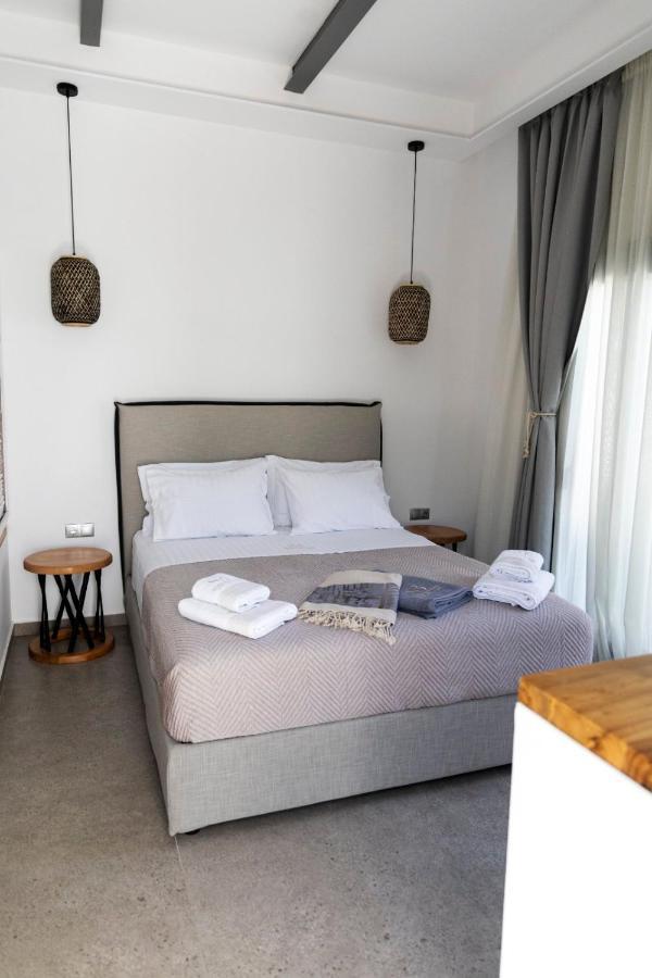Skyros Blue Suites Εξωτερικό φωτογραφία