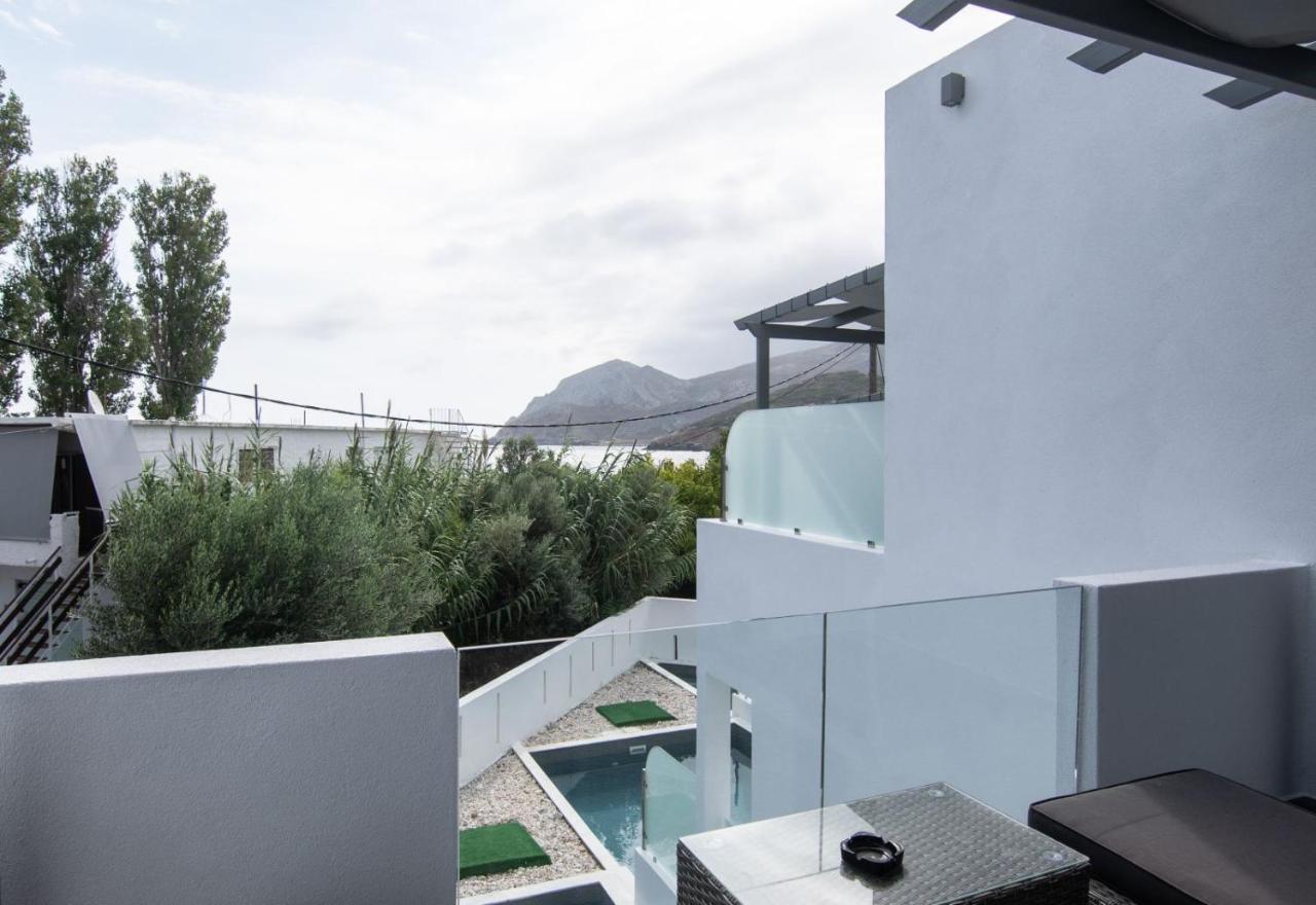 Skyros Blue Suites Εξωτερικό φωτογραφία