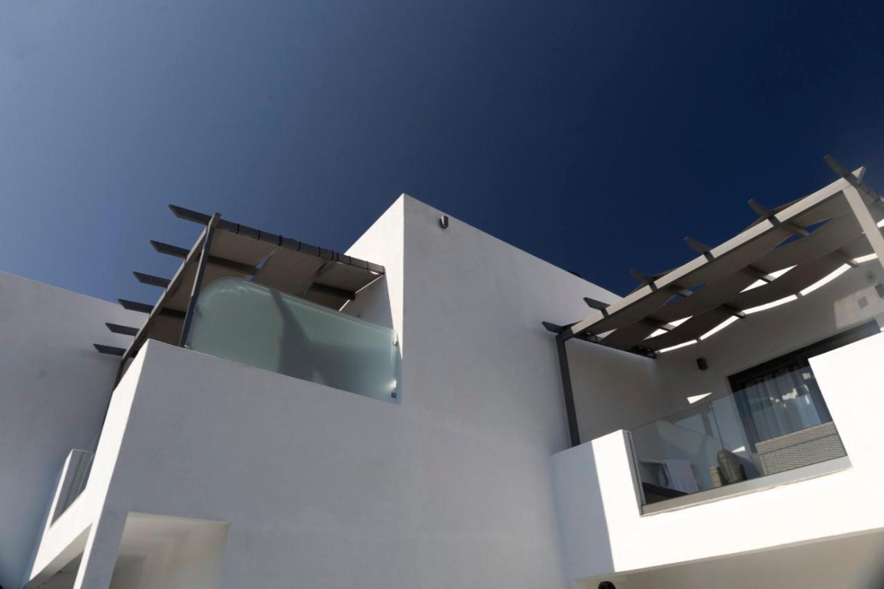 Skyros Blue Suites Εξωτερικό φωτογραφία